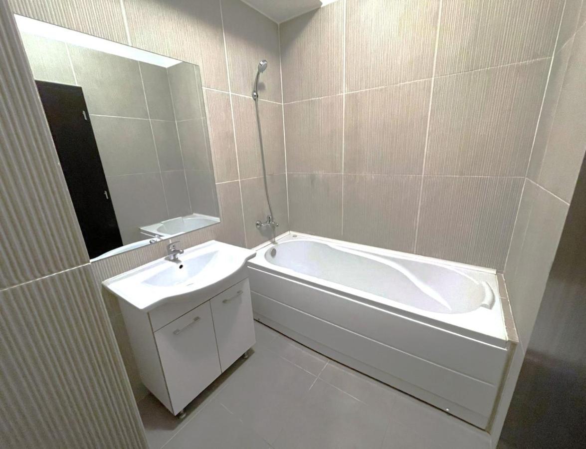 Taste Of Iasi - Two Room Apartment - Central - Sunset Touch Zewnętrze zdjęcie